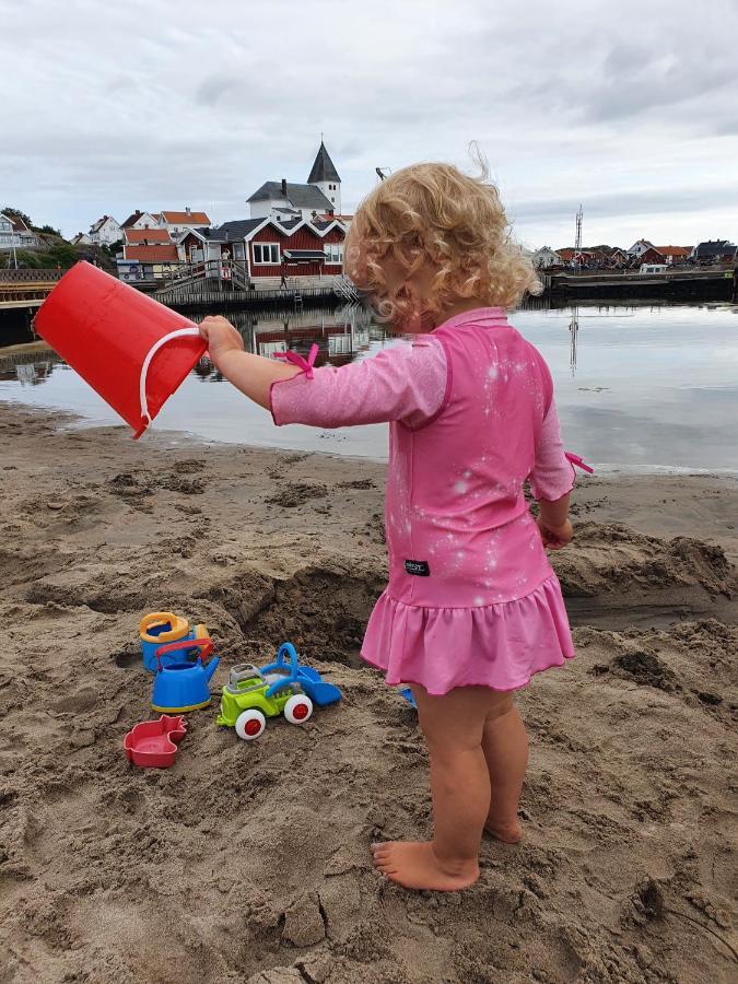 50 M Till Bad I Centrala Skaerhamn 外观 照片
