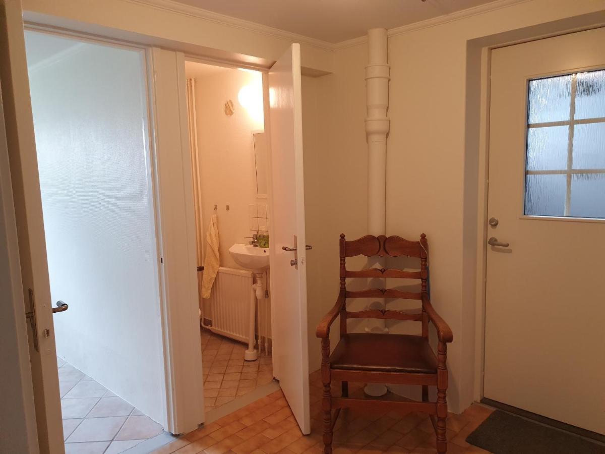 50 M Till Bad I Centrala Skaerhamn 外观 照片